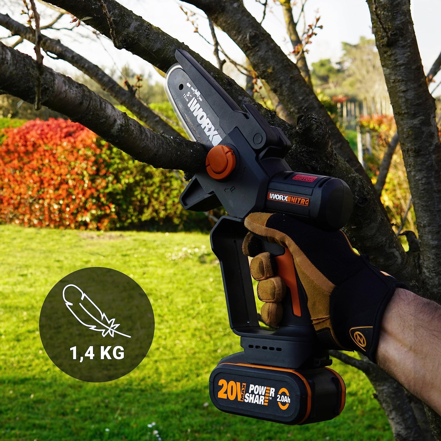 WORX WG325E Nitro Profi Mini Akku-Kettensäge 20V, Einhand Ast-Säge, starker Brushless Motor, 5650 /min, 12cm Schnittlänge, leicht & kompakt, automatische Kettenschmierung (inkl. 2Ah Akku & Ladegerät)